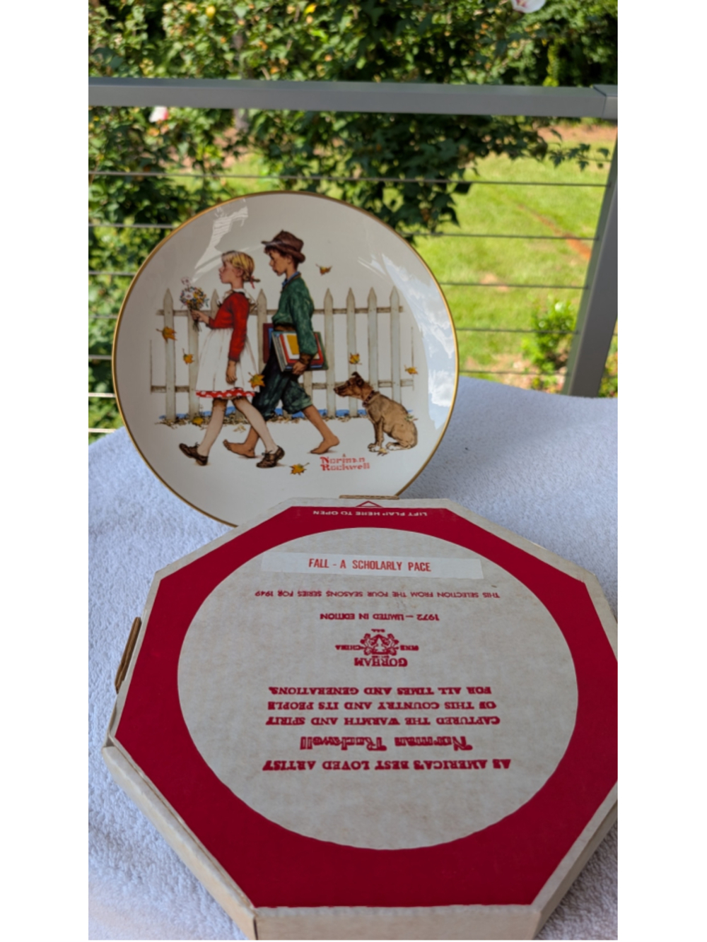 Gorham Norman Rockwell Fall A Scholarly Pace Decorative Plate One Size White